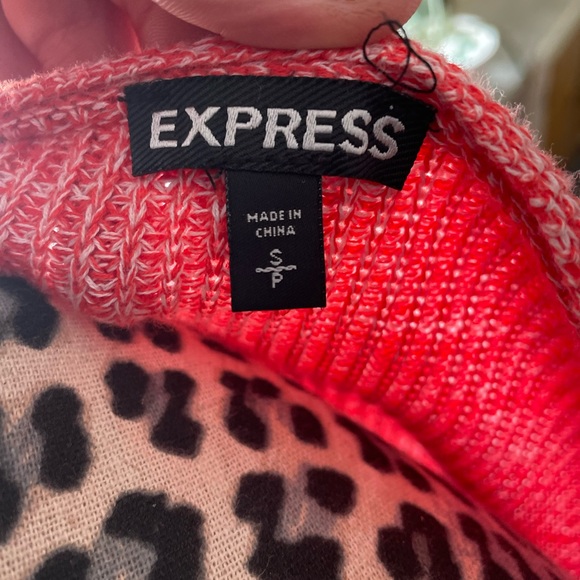 Express sweater - Picture 2 of 4